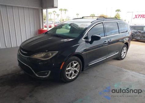 2017 Chrysler Pacifica Touring-L from USA, damaged, VIN 2C4RC1BG1HR748210